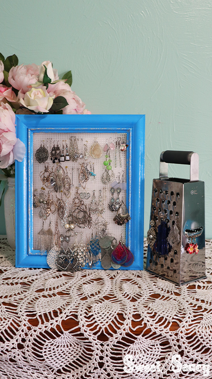 earring organizer