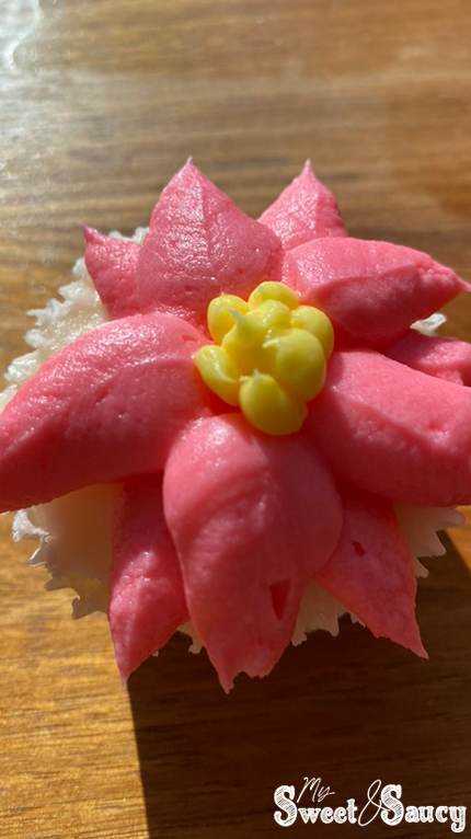 flower cupcake