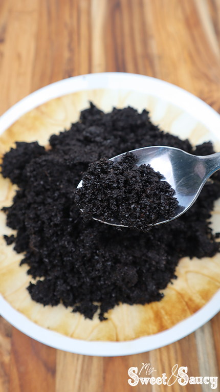 coffee grounds on a spoon