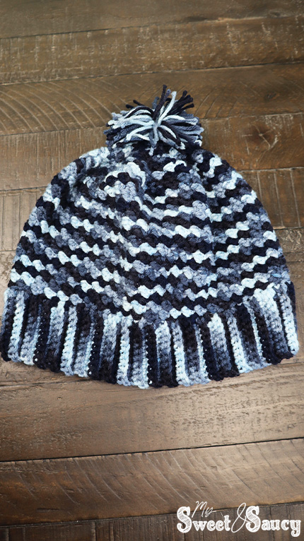 mens crochet beanie black and white