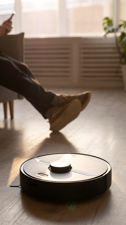 robot vacuum on laminate floor